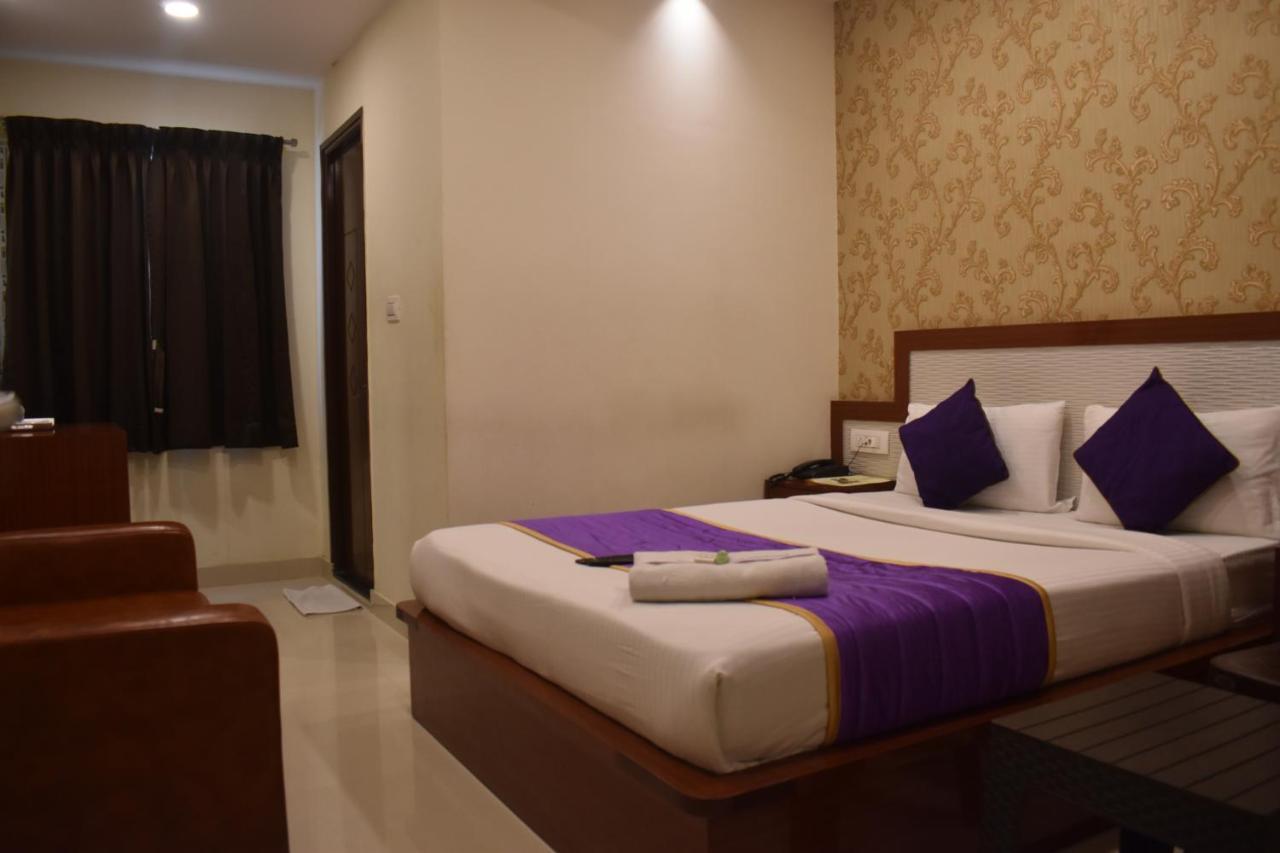Hotel Ur Comforts Jayanagar Bangalore Eksteriør bilde