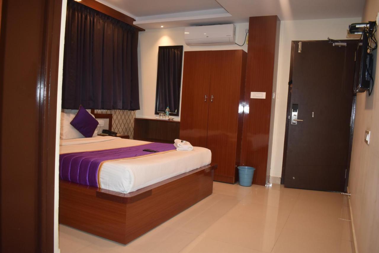 Hotel Ur Comforts Jayanagar Bangalore Eksteriør bilde