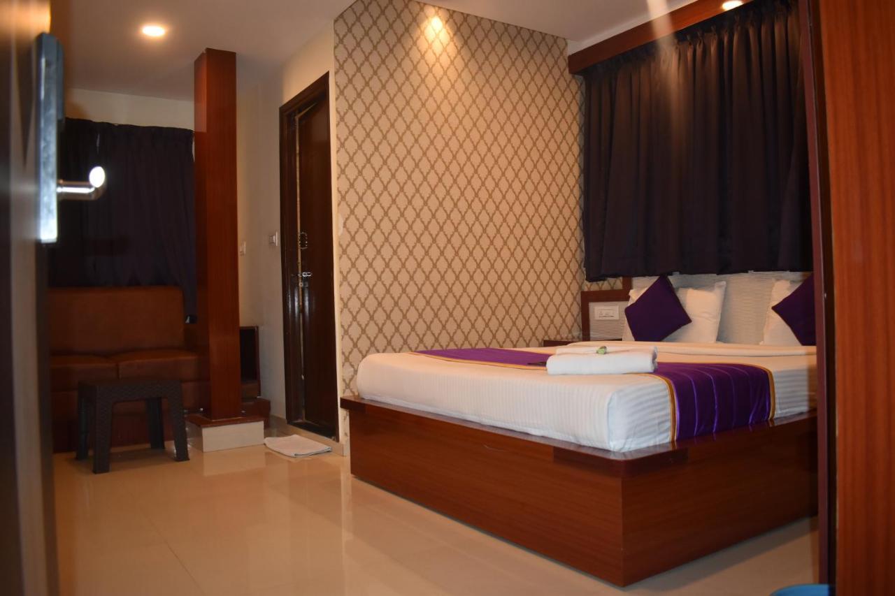 Hotel Ur Comforts Jayanagar Bangalore Eksteriør bilde